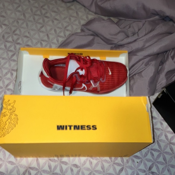 I had the shoes for one week, and they are in really good condition - Picture 4 of 4